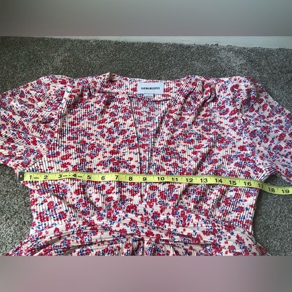 Sabina Musayev Lazuli Top Blouse in Ivory and Red Print Floral Print Size Large - Picture 12 of 16